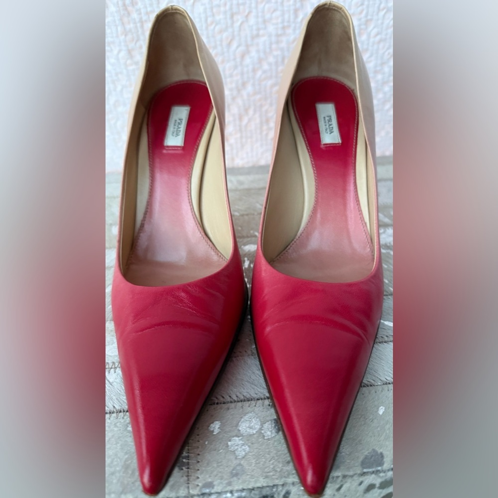 PRADA Ombré Red Pink Nude Pointed Toe Stiletto Pumps 35.5 IT US 5-5 1/2 - Picture 2 of 11